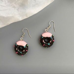 NWT 🔥 Dark Chocolate Sprinkle Donut Earrings